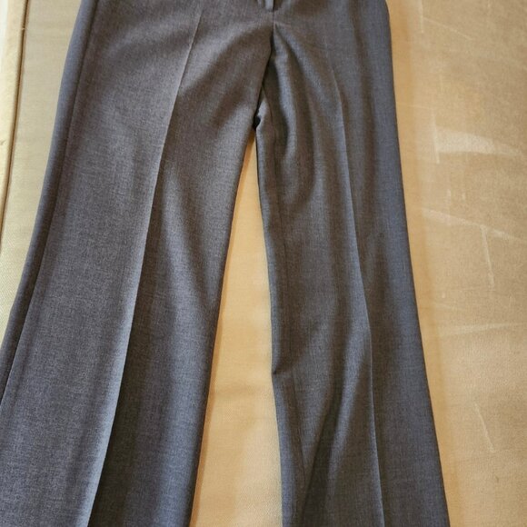 BCBG GREY PANTS - Picture 4 of 6